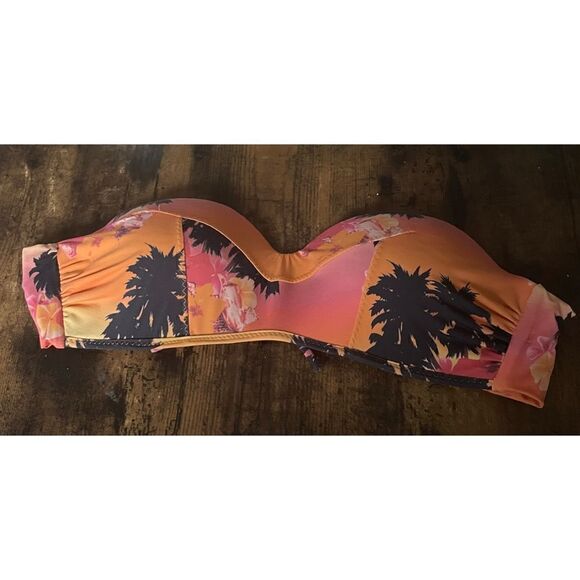 Amir Slama
print Ilha de Hibiscus bikini Top - Picture 5 of 8